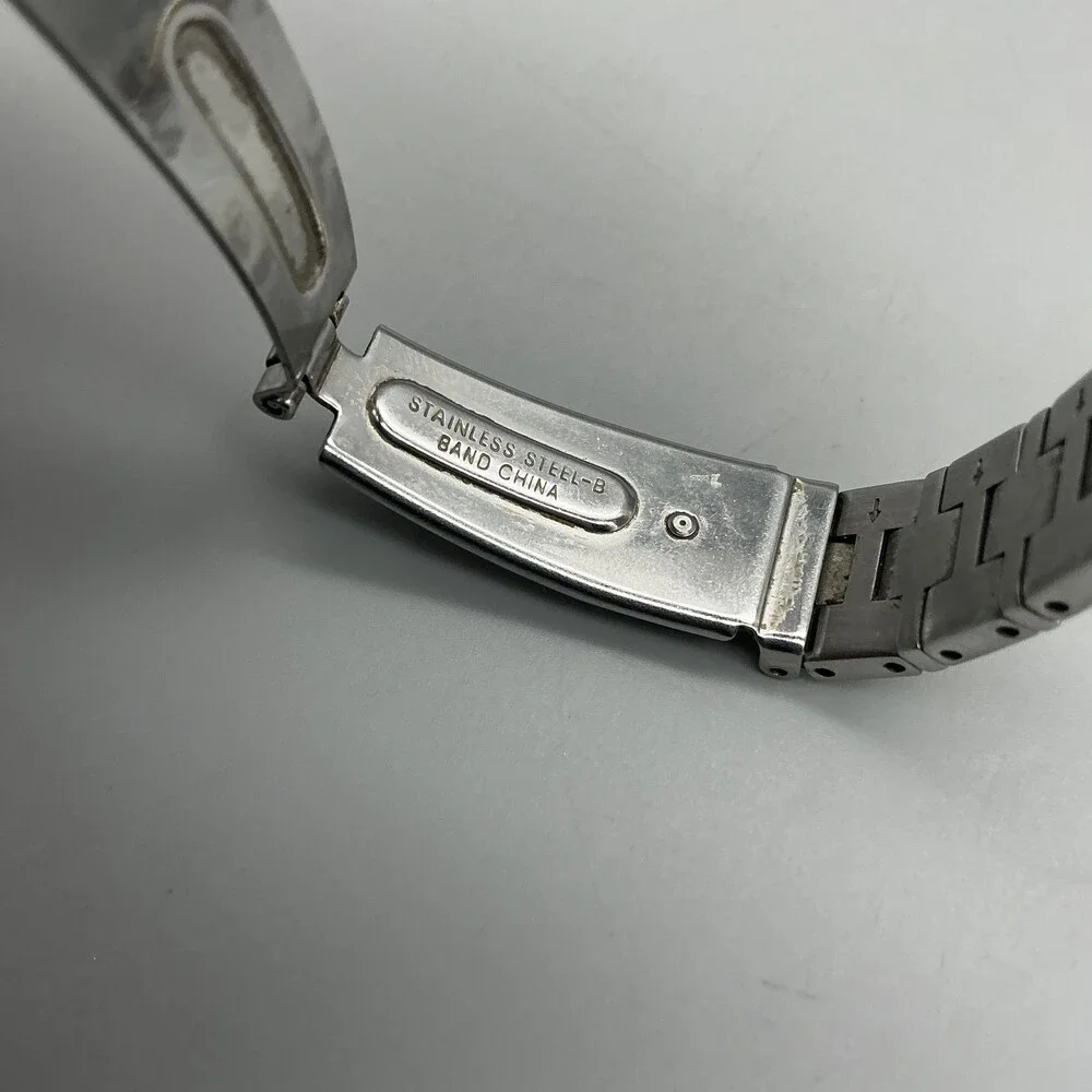 Seiko 7N82-6F50 Womens Watch 25mm White Dial Silver Tone Date New Battery 6